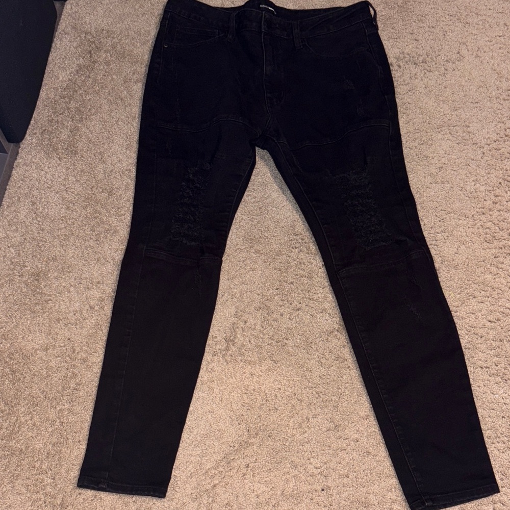 Fashion Nova Men's Dark Jeans